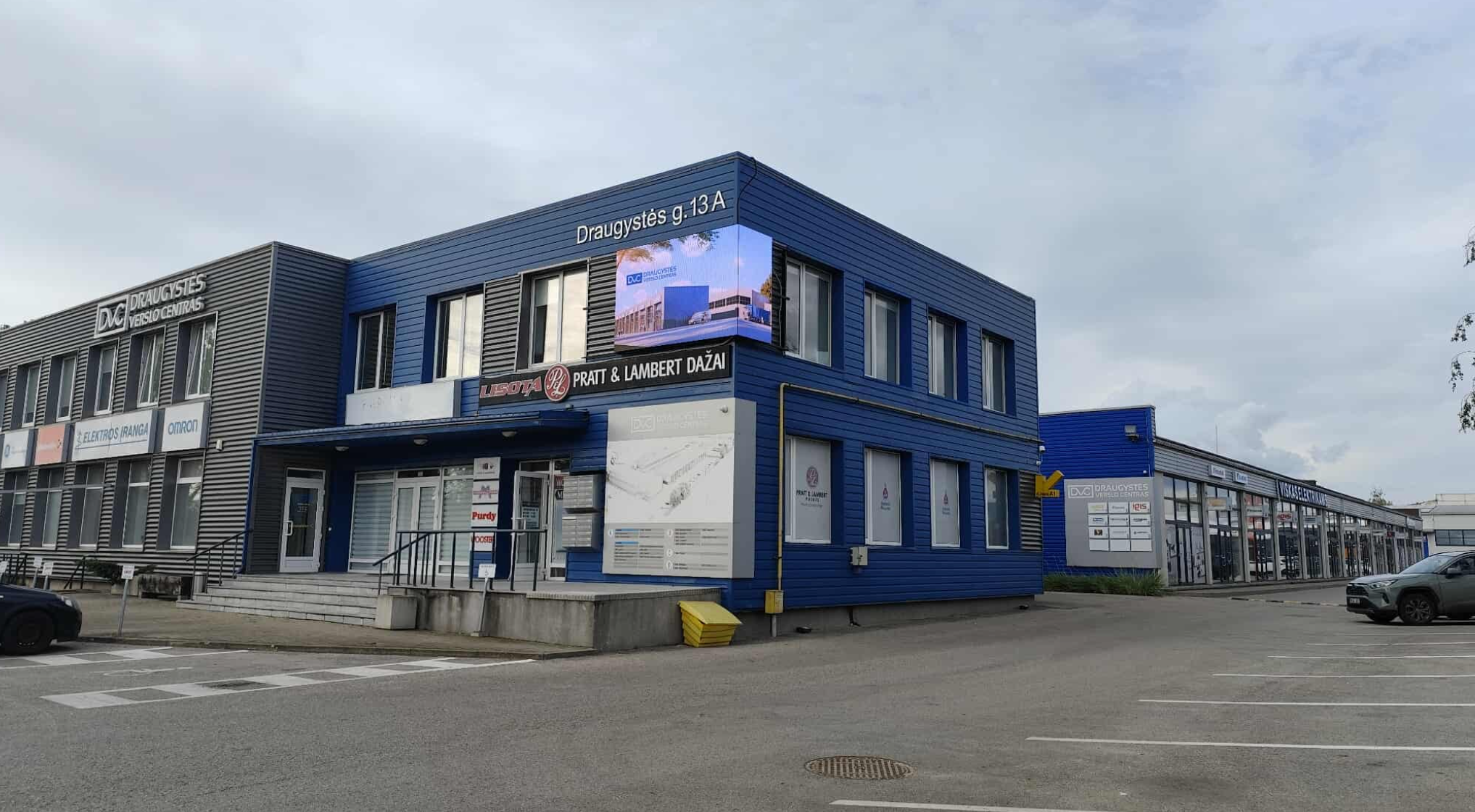 Sõpruse ärikeskus - fassaadiekraan